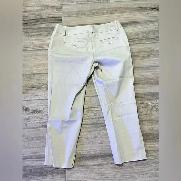 Limited Cream Capri Pants - Picture 9 of 10